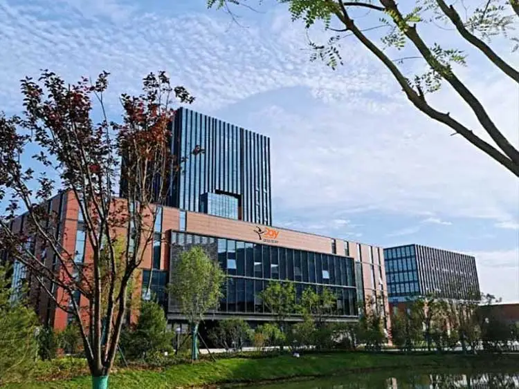 Day Natrual Office Building